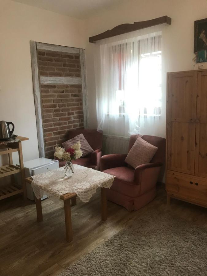 Apartament Penzion Hradecky Dvur Pilzno Zewnętrze zdjęcie